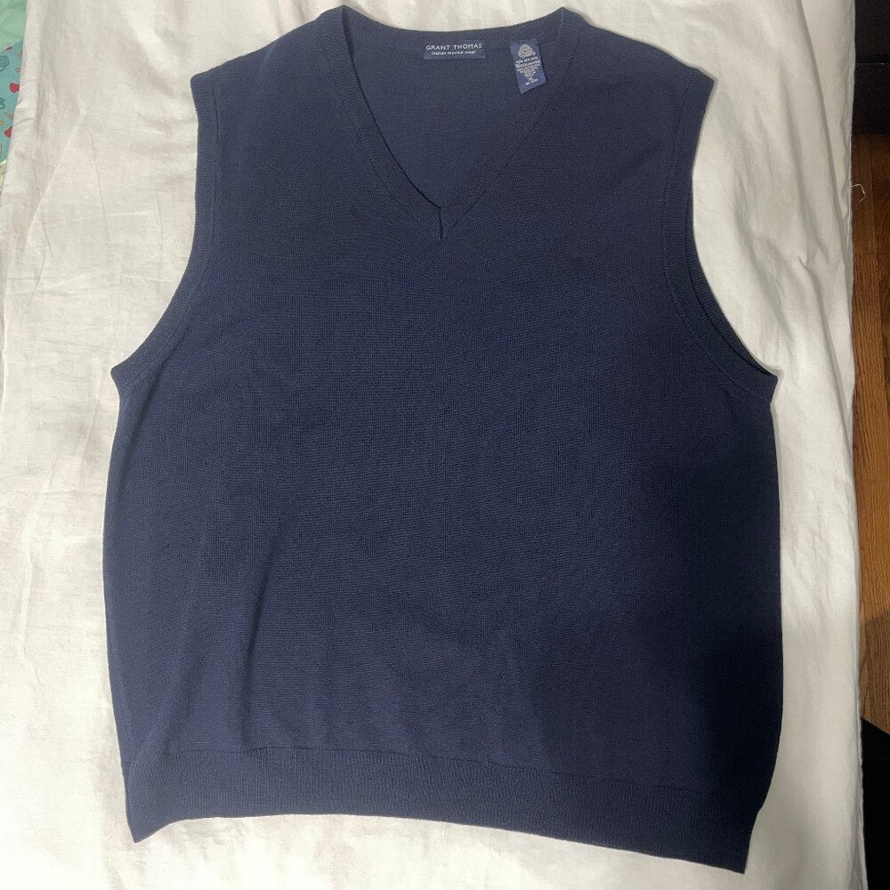Men's Sz XL Navy Sweater Vest 100% Merino Wool Made in Italy by Grant Thomas
